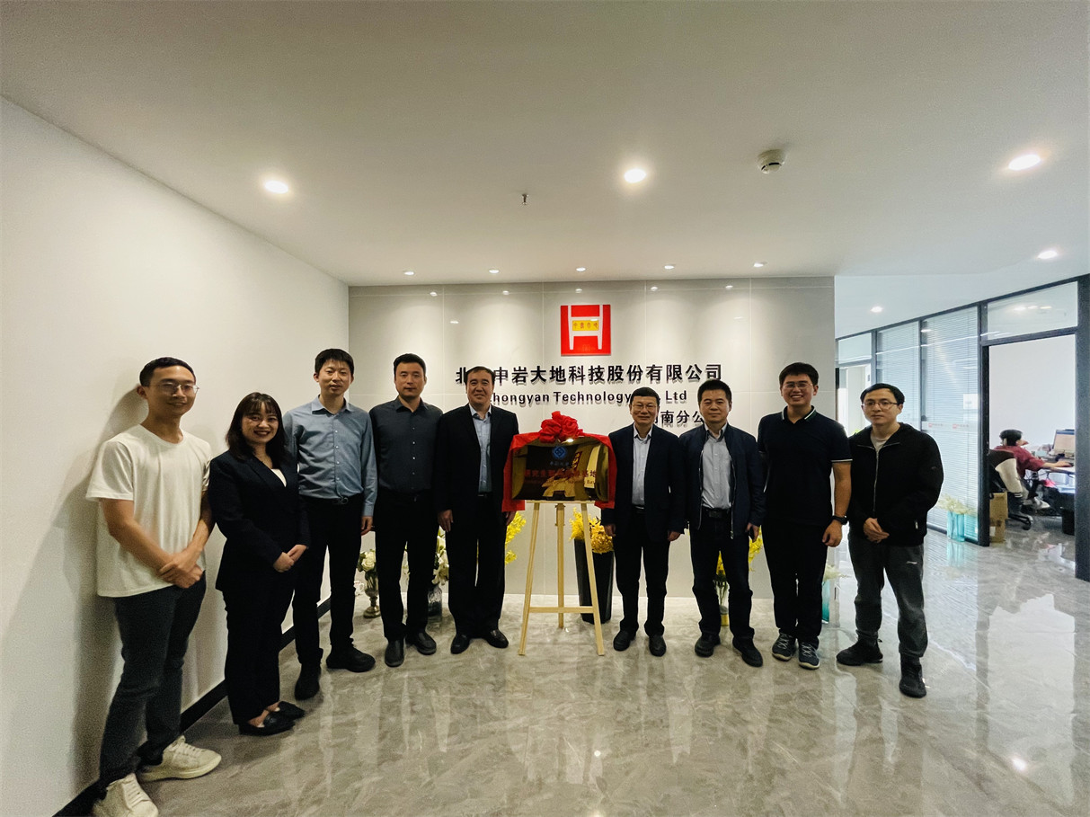 e9eb2476-0db4-40e8-a8b7-f274eaea7208 6.jpg